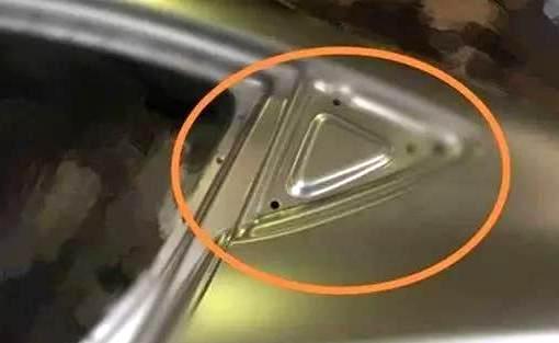 汽车三角窗 除了“不能砸”，这一核心作用才是最关键的